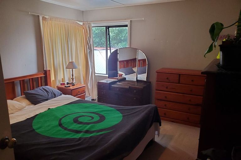 Photo of property in 21 Wrantage Street, Westown, New Plymouth, 4310