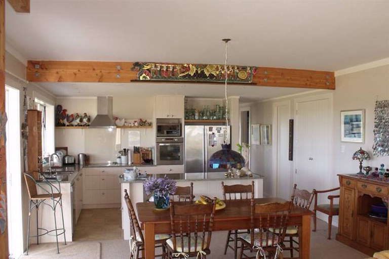 Photo of property in 142 Te Kowhai Point Road, Kerikeri, 0294