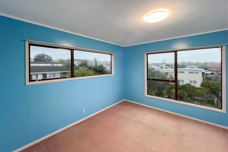 Photo of property in 195 Forrest Hill Road, Forrest Hill, Auckland, 0620