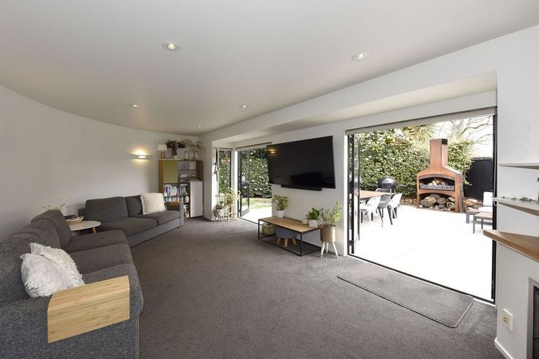 Photo of property in 8 Haineswood Lane, Sockburn, Christchurch, 8042