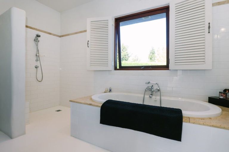 Photo of property in 20 Waimana Place, Wanaka, 9305