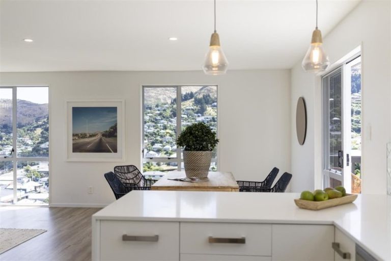 Photo of property in 4 Stevensons Steep, Lyttelton, 8082