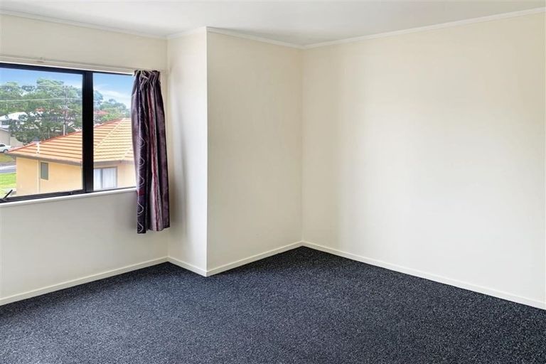 Photo of property in 6/8 Margan Avenue, New Lynn, Auckland, 0600