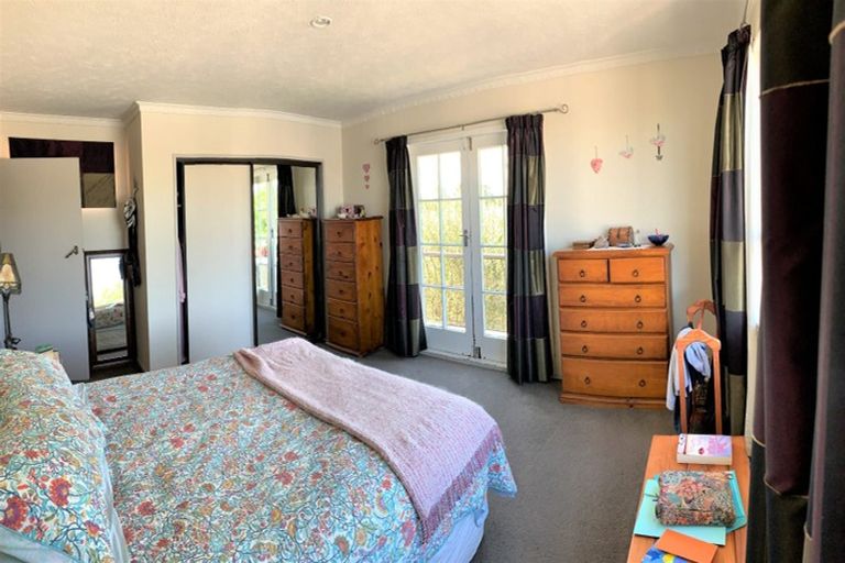 Photo of property in 405 Avonhead Road, Avonhead, Christchurch, 8042