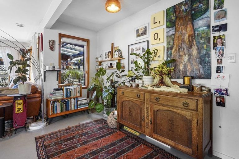 Photo of property in 10 Brabourne Street, Hillsborough, Christchurch, 8022