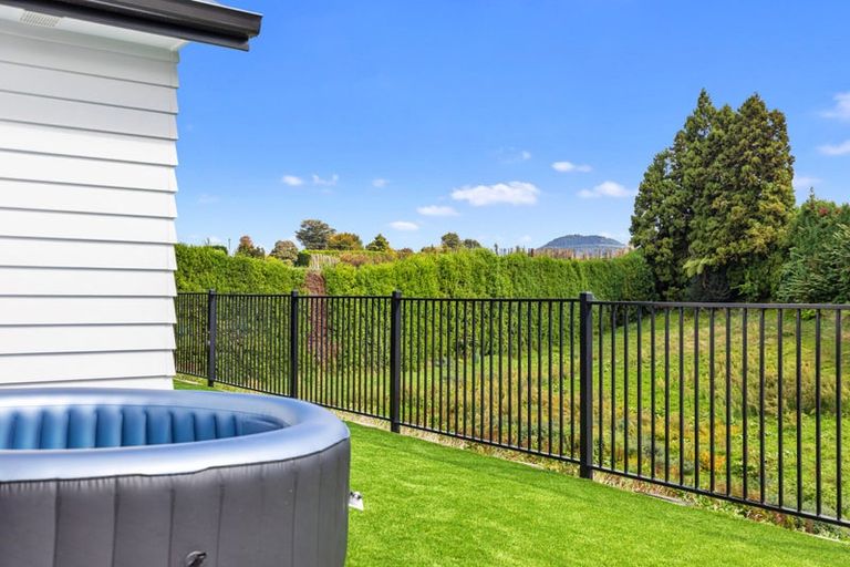 Photo of property in 10 Tanuku Lane, Te Puke, 3119