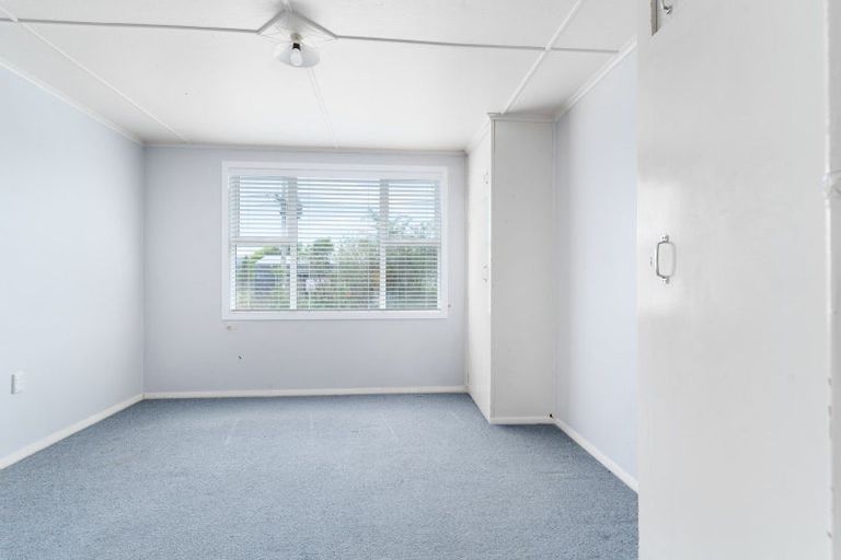 Photo of property in 238 High Street North, Carterton, 5713