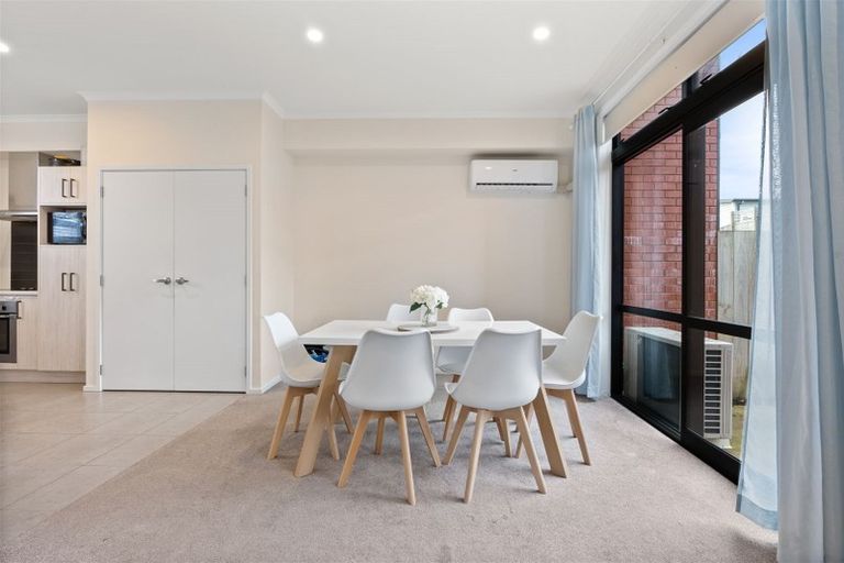 Photo of property in 13 Fermi Lane, Papakura, 2110