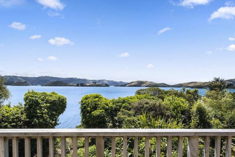 Photo of property in 15 Virginia Avenue, Broad Bay, Dunedin, 9014