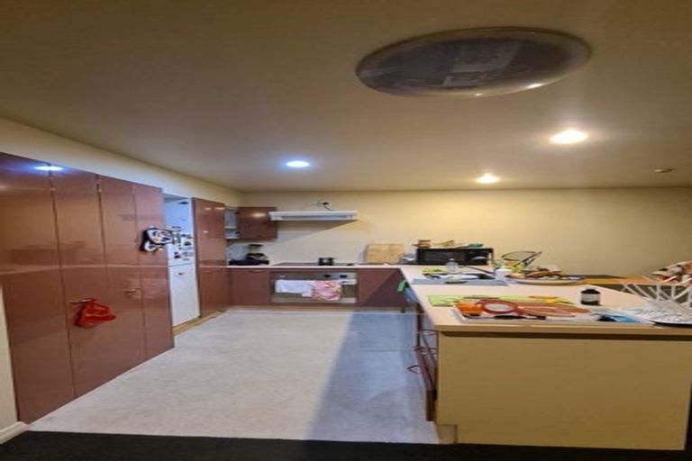 Photo of property in St James Courts, 9/77 Gloucester Street, Christchurch Central, Christchurch, 8013
