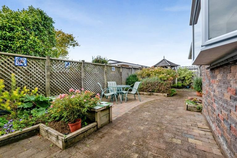 Photo of property in 21a Sanders Avenue, Westown, New Plymouth, 4310