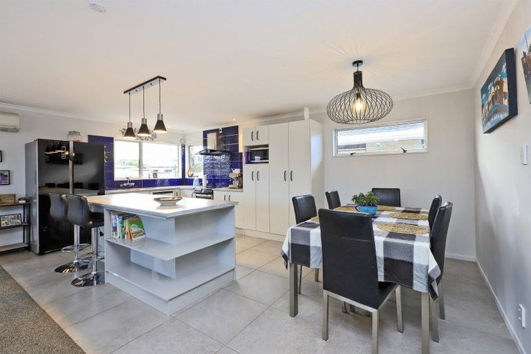 Photo of property in 32 Konini Crescent, Pirimai, Napier, 4112