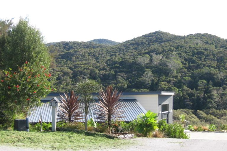 Photo of property in 25 Tui Grove, Paihia, 0200