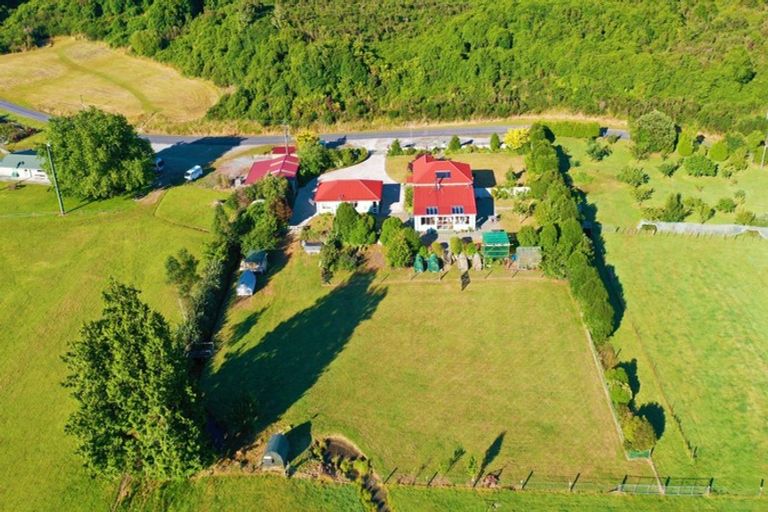 Photo of property in 59 Back Creek Road, Ruatapu, Hokitika, 7883