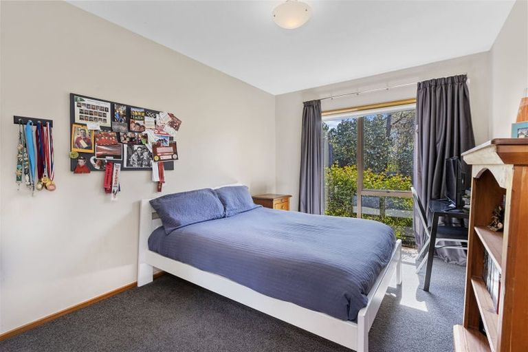 Photo of property in 12 Greystoke Lane, Avonhead, Christchurch, 8042