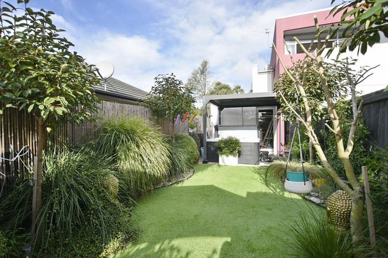 Photo of property in 2 Meredith Street, Addington, Christchurch, 8024
