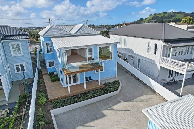 Photo of property in 37 Calliope Road, Devonport, Auckland, 0624