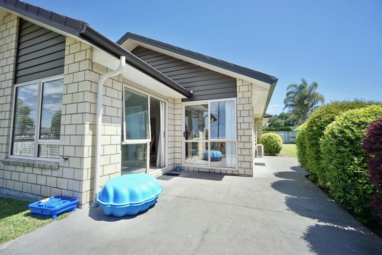 Photo of property in 8a Cannell Farm Drive, Te Puke, 3119