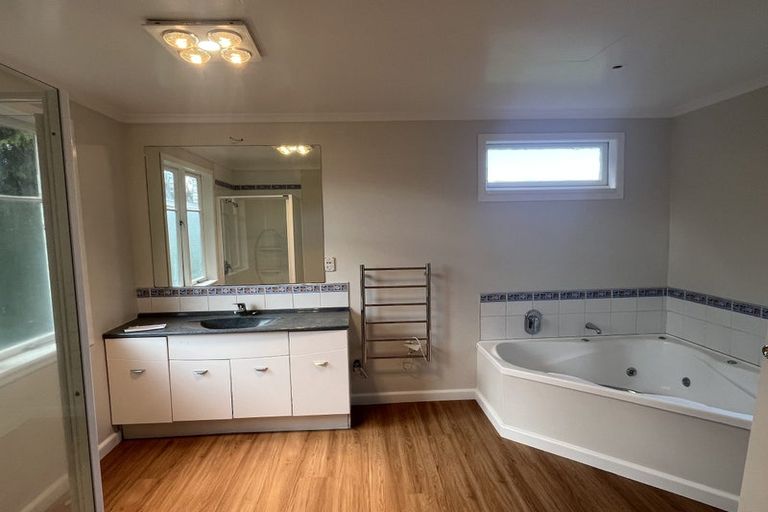 Photo of property in 502 Pioneer Highway, Highbury, Palmerston North, 4412