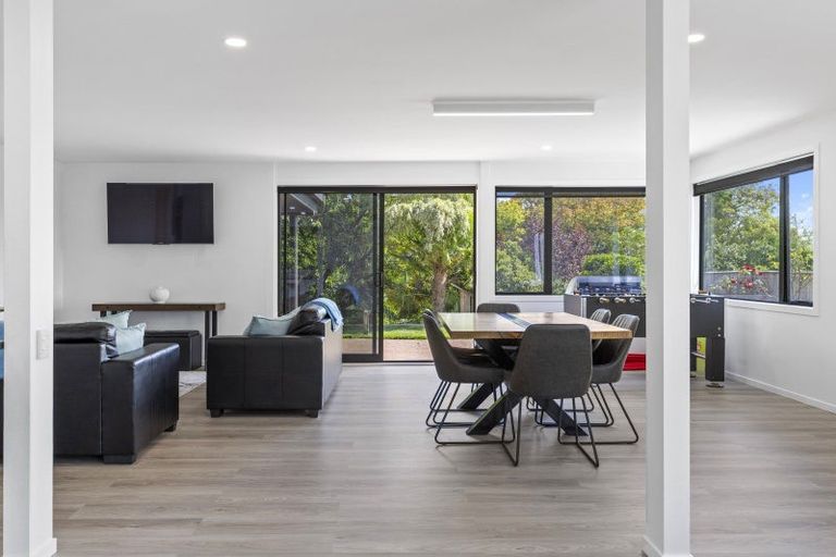 Photo of property in 1 Norfolk Road, Waipahihi, Taupo, 3330