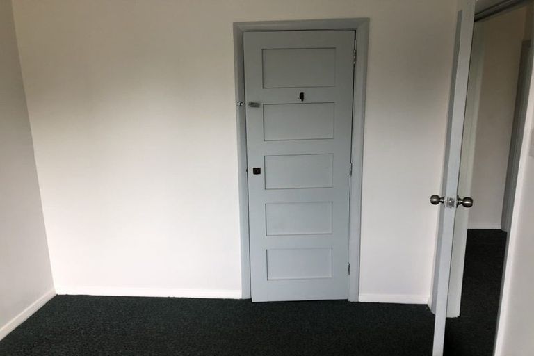 Photo of property in 9 Tensing Place, Sockburn, Christchurch, 8042