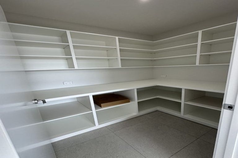 Photo of property in 6 George Yee Place, Taradale, Napier, 4112