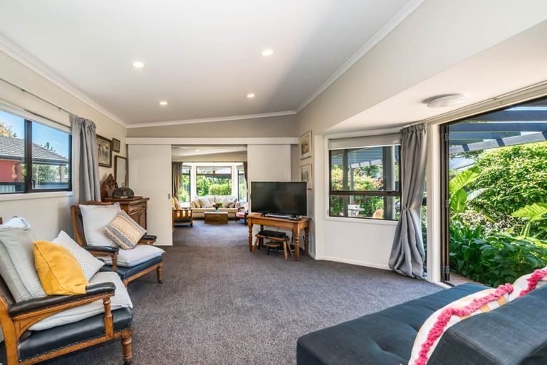 Photo of property in 314 Te Moana Road, Waikanae, 5036