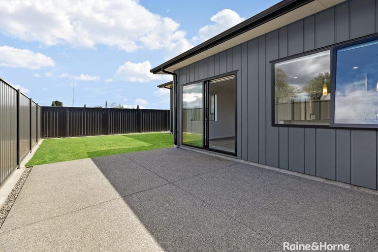 Photo of property in 8 Nathan Lane, Masterton, 5810