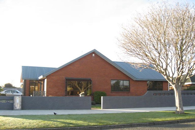 Property details for 73 Clifton Street, Windsor, Invercargill, 9810