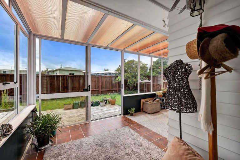 Photo of property in 1 Regan Street, Stratford, 4332