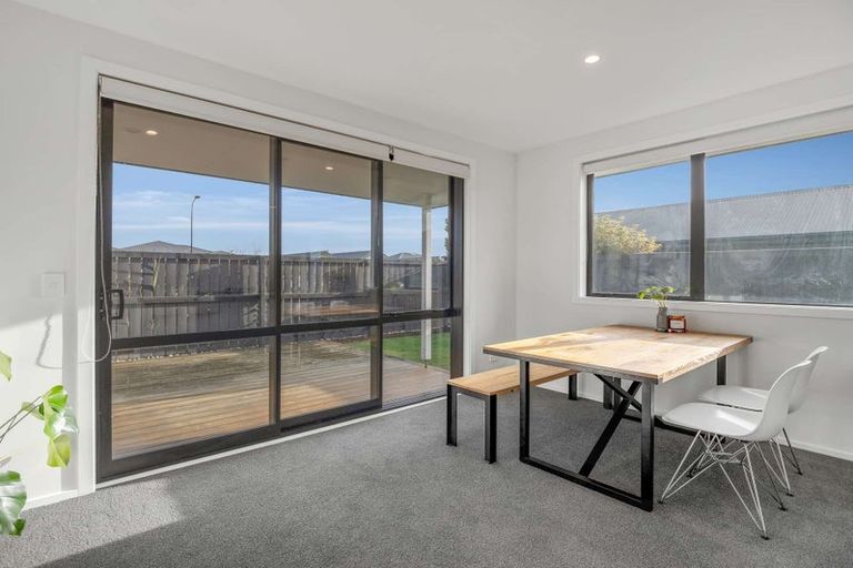 Photo of property in 80 Shillingford Boulevard, Rolleston, 7615