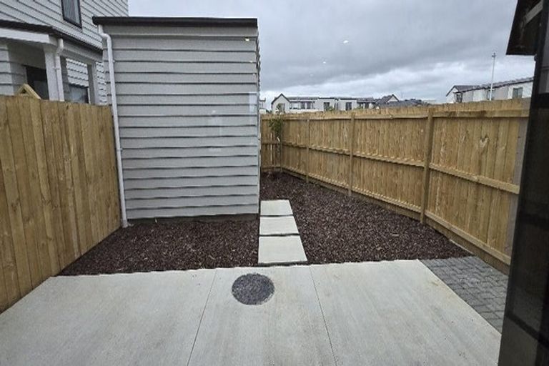 Photo of property in 35 Kapia Drive, Takanini, 2112