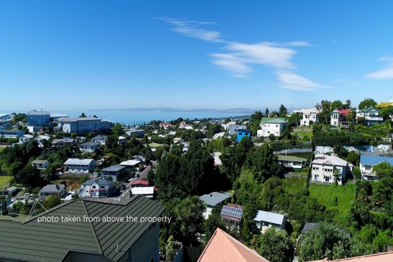 Photo of property in 9 Convent Road, Bluff Hill, Napier, 4110