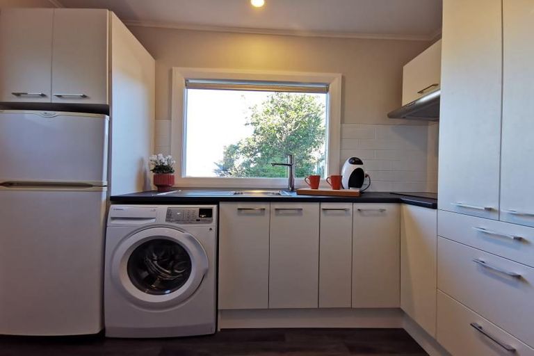 Photo of property in 194 Townsend Road, Miramar, Wellington, 6022