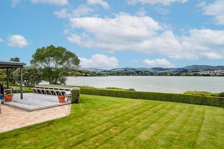 Photo of property in 31 Motukaraka Point, Pauatahanui, Porirua, 5381