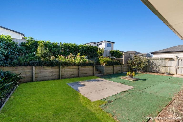 Photo of property in 48 Adams Road South, Pukekohe, 2120