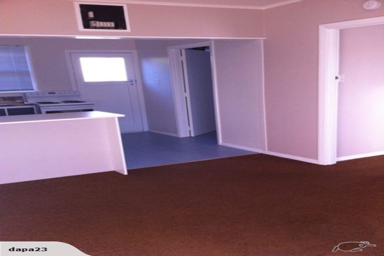 Photo of property in 33 Albert Street, Palmerston North, 4414