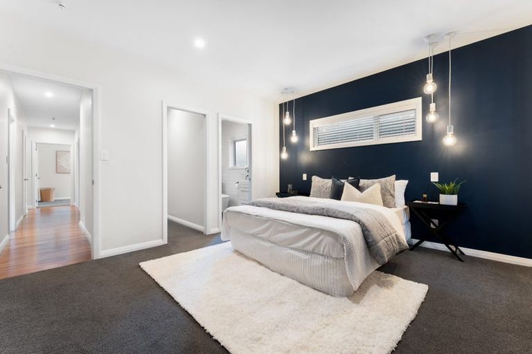 Photo of property in 22 Taikata Road, Te Atatu Peninsula, Auckland, 0610
