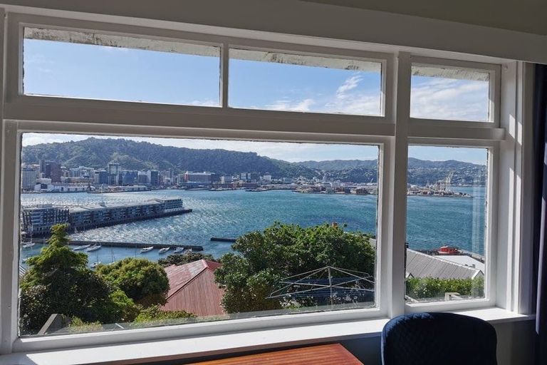 Photo of property in 1/57 Hawker Street, Mount Victoria, Wellington, 6011