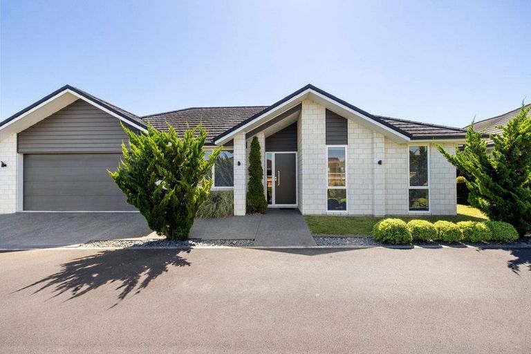 Photo of property in 56 Kingdon Street, Leamington, Cambridge, 3432