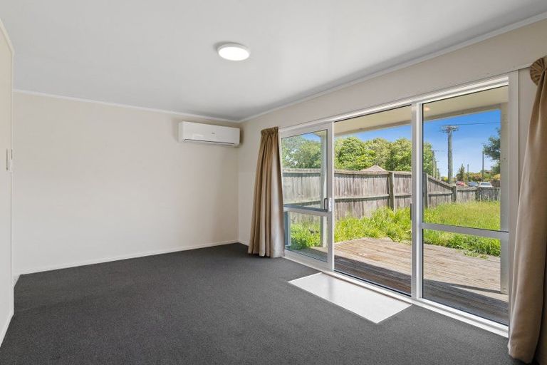 Photo of property in 55 Momorangi Crescent, Redwood, Christchurch, 8051