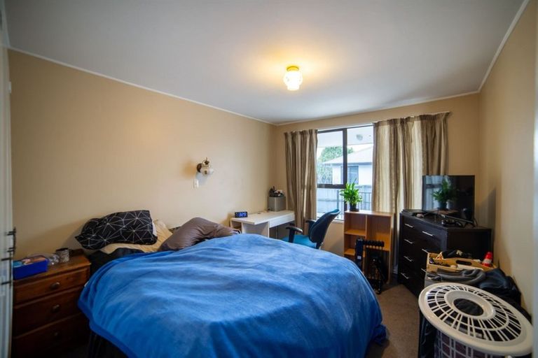 Photo of property in 2/471 Wairakei Road, Burnside, Christchurch, 8053