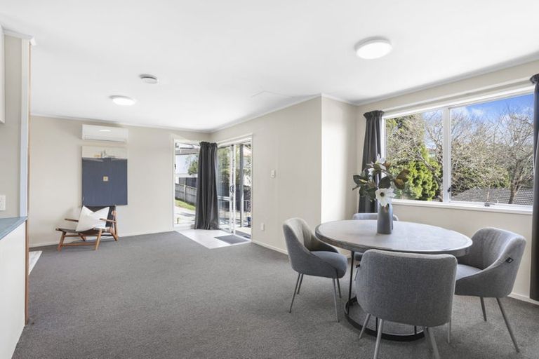 Photo of property in 20 Virgo Place, Glen Eden, Auckland, 0602