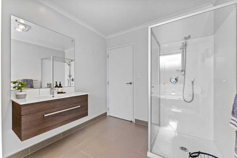 Photo of property in 14 Lester Street, Hobsonville, Auckland, 0616