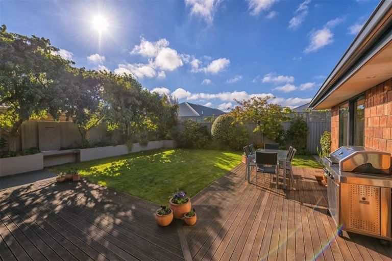 Photo of property in 30 Burbank Drive, Aidanfield, Christchurch, 8025