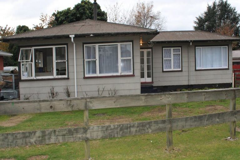 Photo of property in 3 Hillcrest Avenue, Hillcrest, Rotorua, 3015