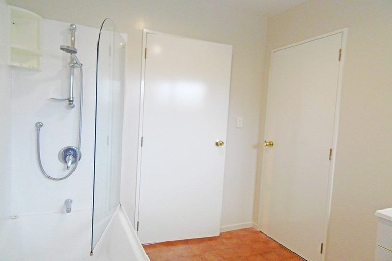 Photo of property in 164-166d Mount Wellington Highway, Mount Wellington, Auckland, 1060