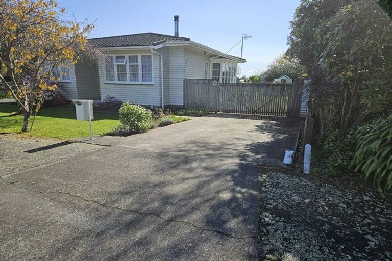 Photo of property in 41 Park Road, West End, Palmerston North, 4412