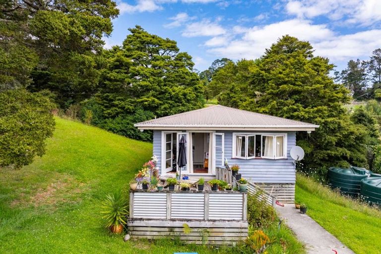 Photo of property in 43b Hook Road, Paparoa, 0571