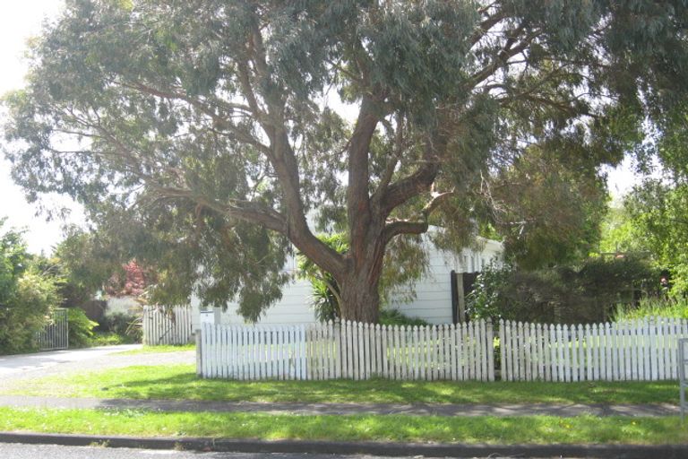 Photo of property in 9 Burundi Avenue, Clendon Park, Auckland, 2103